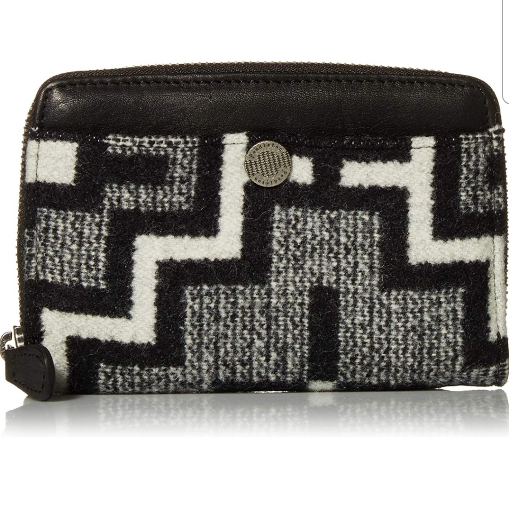 PENDLETON ZIP WALLET